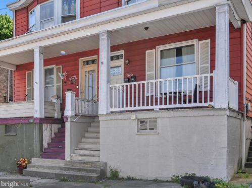 1631 Norwegian St, Primrose, PA 17901-2107