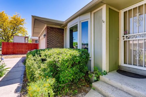 2647 Pagosa St, Denver, CO 80013-1537