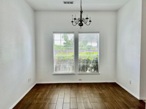 9105 Liberty Crossing Dr, Fort Worth TX  76131-3107 exterior