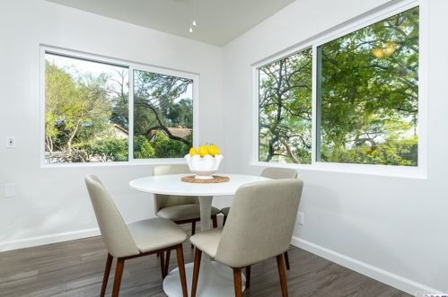 5124 Ln Crescenta Ave, Glendale CA 91214-2117 exterior