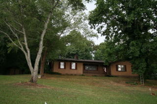 205 Shallowford Rd, Dalton, GA 30721-8243