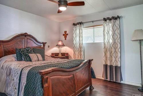 1400 13th St, Upland CA 91786-2966 exterior