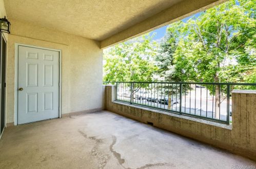 560 Mohawk Dr, Boulder CO  80303-3712 exterior