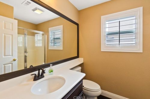 4222 Pondhill Ct, Riverside CA  92505-3464 exterior