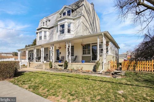 889 Lehman St, Lebanon, PA 17046-4751