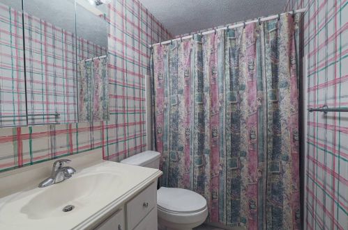 10760 Deerfield Rd, Cincinnati OH  45242-4215 exterior