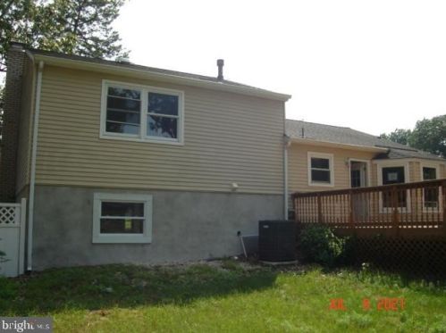 15 Dresden Ct, Erial, NJ 08081-9724