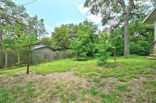 1804 Alta Vis Ave, Austin TX  78704-5226 exterior