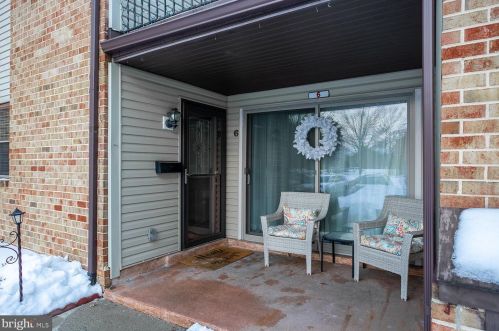 1475 Mount Holly Rd, Beverly, NJ 08010-2713