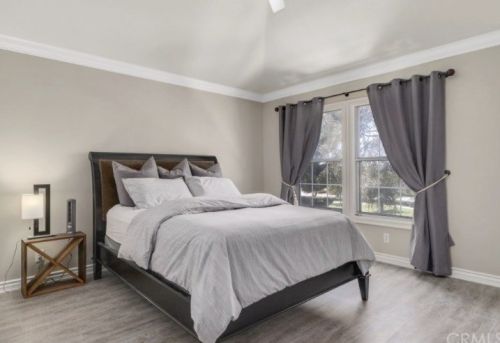 14 Imperial Aisle, Irvine, CA 92606-8355