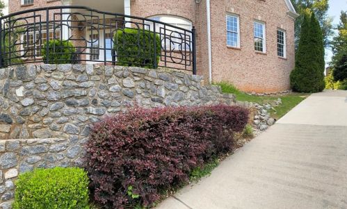 3623 Robinson Walk Dr, Marietta, GA 30068-2455