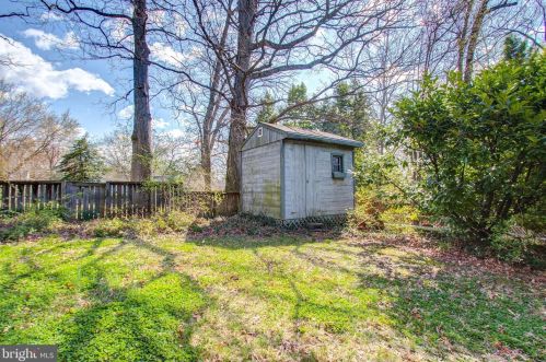 24 Pine Ave, Silver Spring MD 20912-4677 exterior