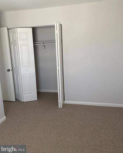 2149 Oram Pl, Herndon VA  20170-4356 exterior