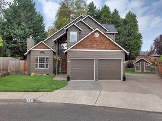 8167 Carole Ct, Portland, OR 97224-7528
