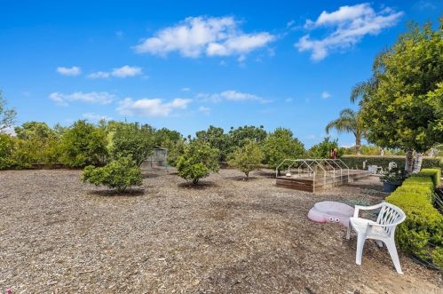 16107 Sierra Heights Dr, Riverside CA  92503-8413 exterior