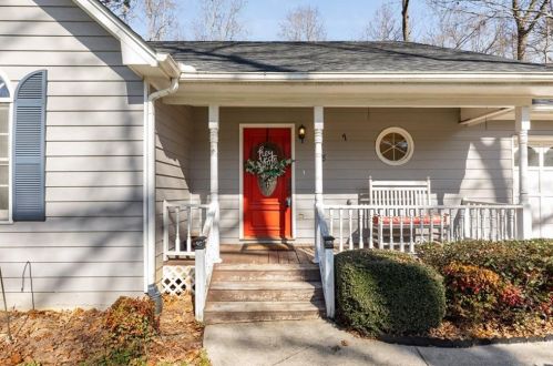 87 Tyler Ln, Carrollton, GA 30117-4515