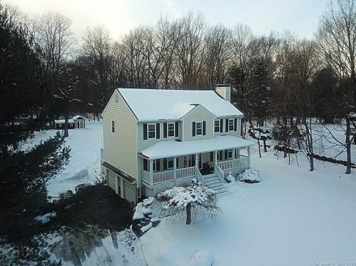 571 Booth Hill Rd, Huntington, CT 06484-3427
