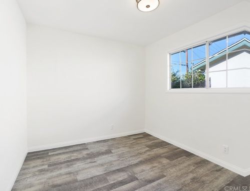 1527 Palais Rd, Anaheim CA  92802-2104 exterior