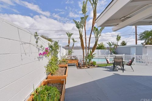 926 Agate St, Anaheim CA  92804-4421 exterior