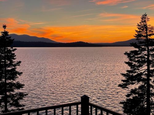1309 Lassen View Dr, Peninsula Village, CA 96137-9542