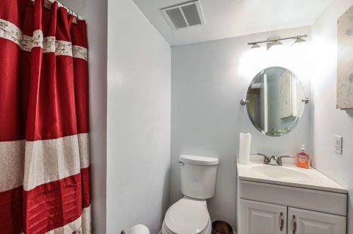 545 Bessinger Dr, Cincinnati OH 45240-3956 exterior