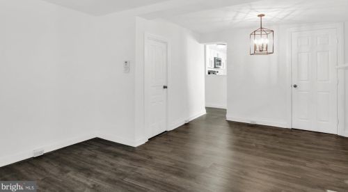 136 East St, Carlisle PA  17013-2515 exterior