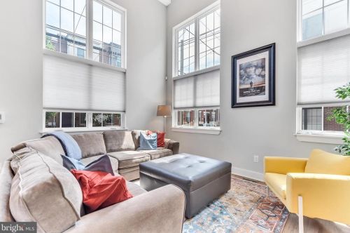 2403 Manton St, Philadelphia PA  19146-2434 exterior