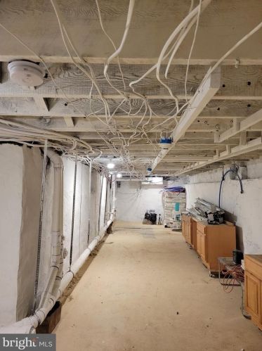 703 State St, Trenton NJ 08609-2008 exterior