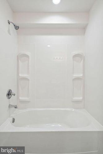 2543 11 St, Philadelphia PA  19133-1413 exterior