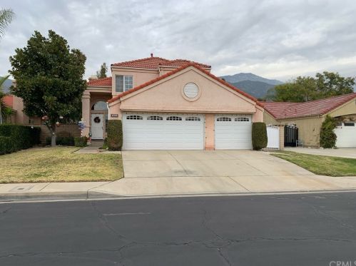 1233 Granada St, Upland, CA 91784-1095