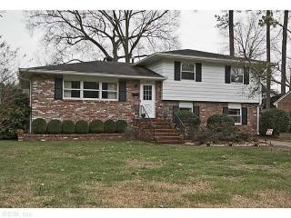 490 Harwin Dr, Hampton, VA 23666-2843