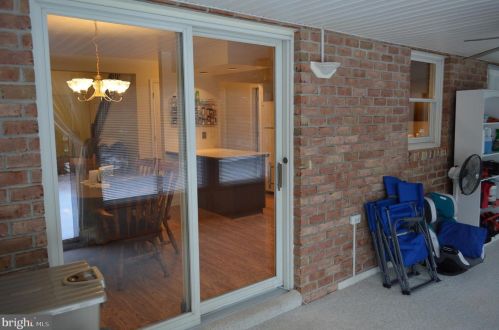 28 Garland Ct, Carlisle PA 17013-4409 exterior