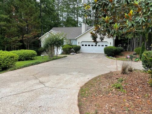 2420 Burnside Pl, Villa Rica, GA 30180-8014