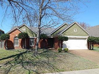7188 Market Square Dr, Memphis, TN 38125-3422