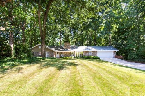 115 Finchley Ct, Atlanta, GA 30328-2034