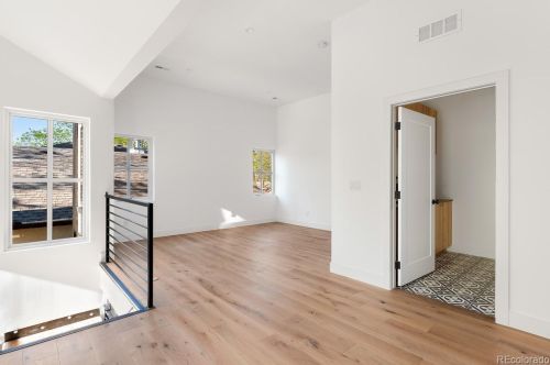 1061 Leyden St, Denver CO  80220-4636 exterior