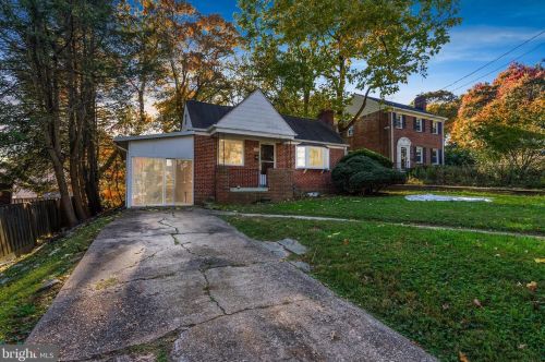 502 Lanark Way, Silver Spring, MD 20901-2323