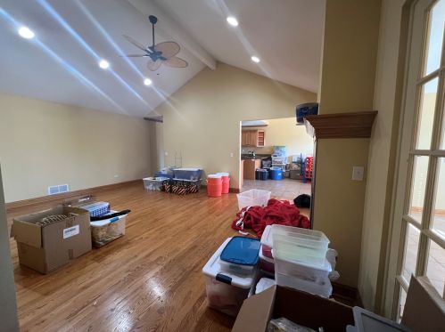 25661 Silver Leaf Cir, Minooka, IL 60410-6004