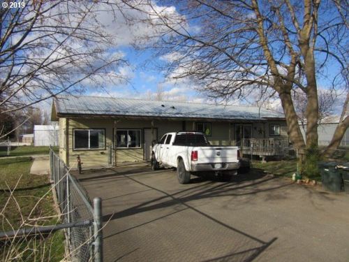 520 Summerville Rd, Imbler, OR 97841-9708