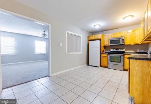 46 Millbrook Dr, Willingboro, NJ 08046-3130