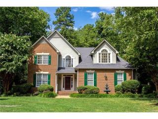 5702 Maple Brook Dr, Midlothian, VA 23112-6322
