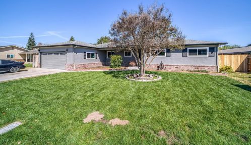 405 Northgate Dr, Manteca, CA 95336-3140