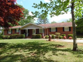 207 Hughes Rd, Hiram, GA 30141-5149