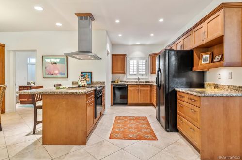 269 Halemaumau St, Honolulu HI  96821-2056 exterior