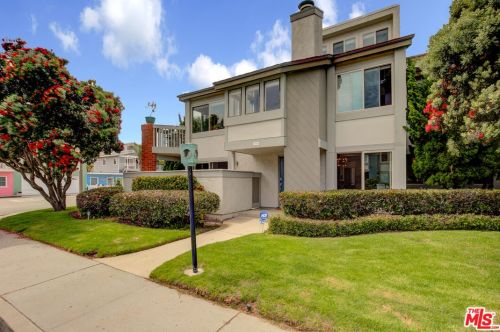 3544 Sunset Ln, Oxnard, CA 93035-4357