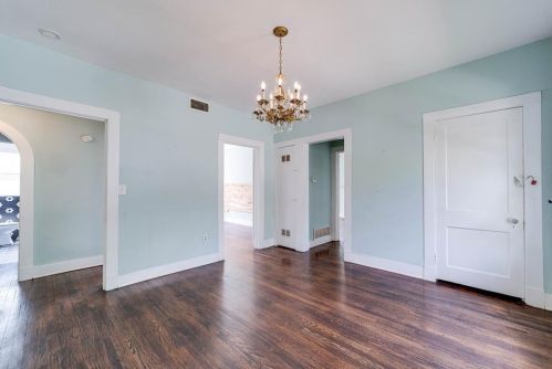 2201 5th Ave, Fort Worth TX  76110-1970 exterior