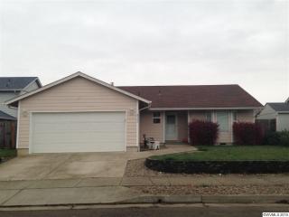 2989 12th St, Lebanon, OR 97355-1074