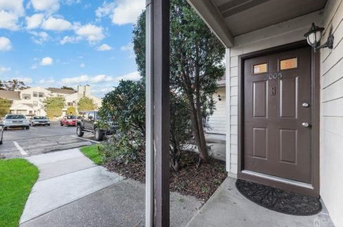 2005 Woodbridge Commons Way, Iselin, NJ 08830-3046