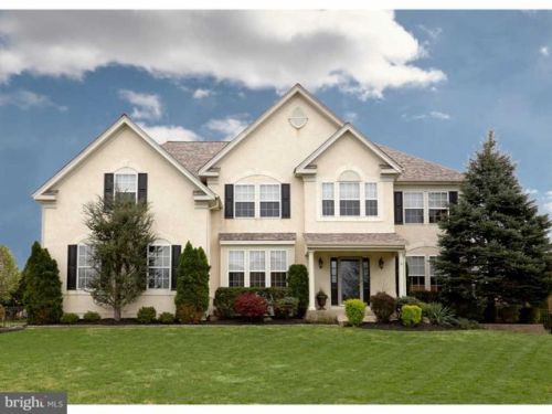 6 Hibiscus Ct, Lumberton Township, NJ 08048-5246