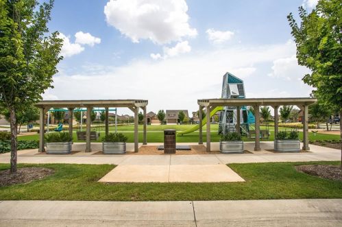 113 Sunrise Dr, Argyle TX 76226-1298 exterior